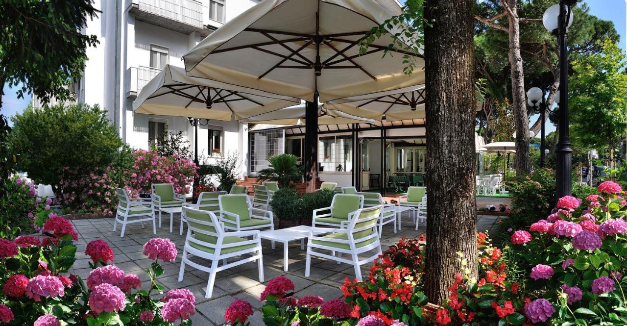 Hotel Suisse 밀라노마리티마 외부 사진