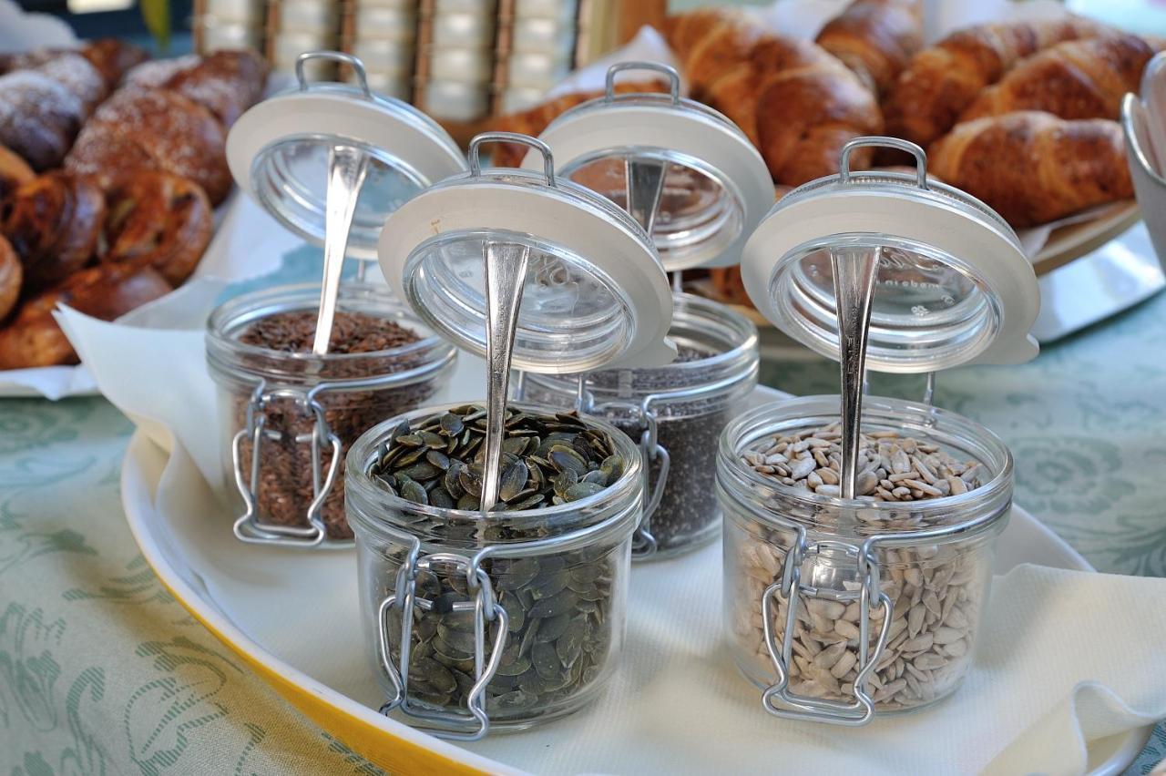 Hotel Suisse 밀라노마리티마 외부 사진